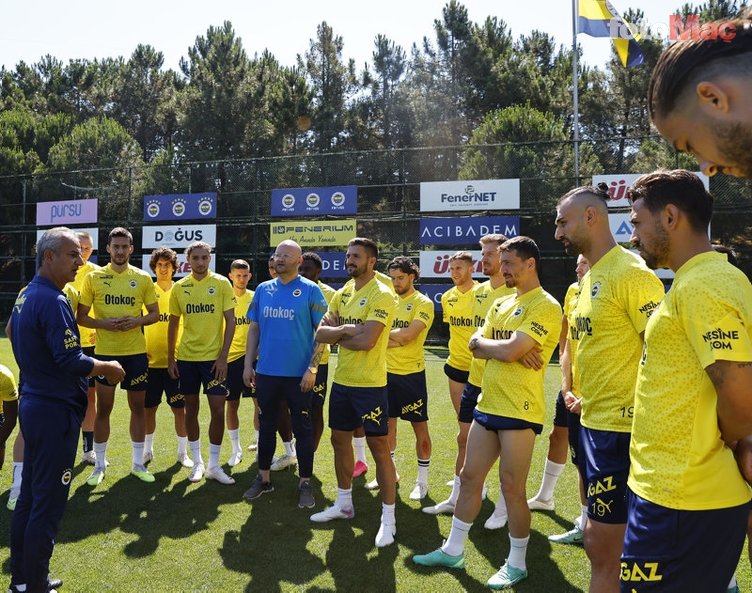 Brezilyalı yıldız Fenerbahçe'ye koşuyor! Yıldız oyuncunun menajeriyle İstanbul'da görüşme