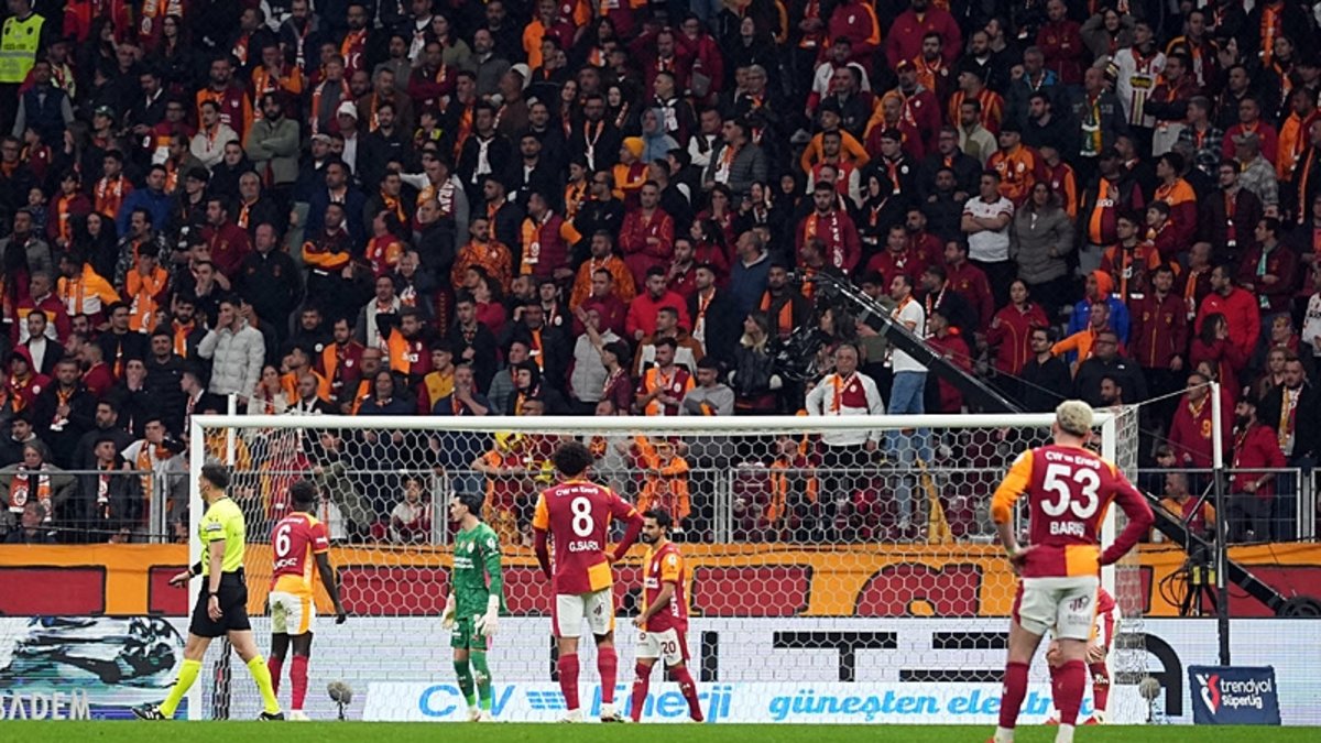 Galatasaray'dan flaş hamle! Kocaelispor maçı sonrası yönetim harekete geçti