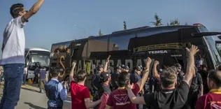 Sarı-kırmızılı takımı taraftarlar karşıladı