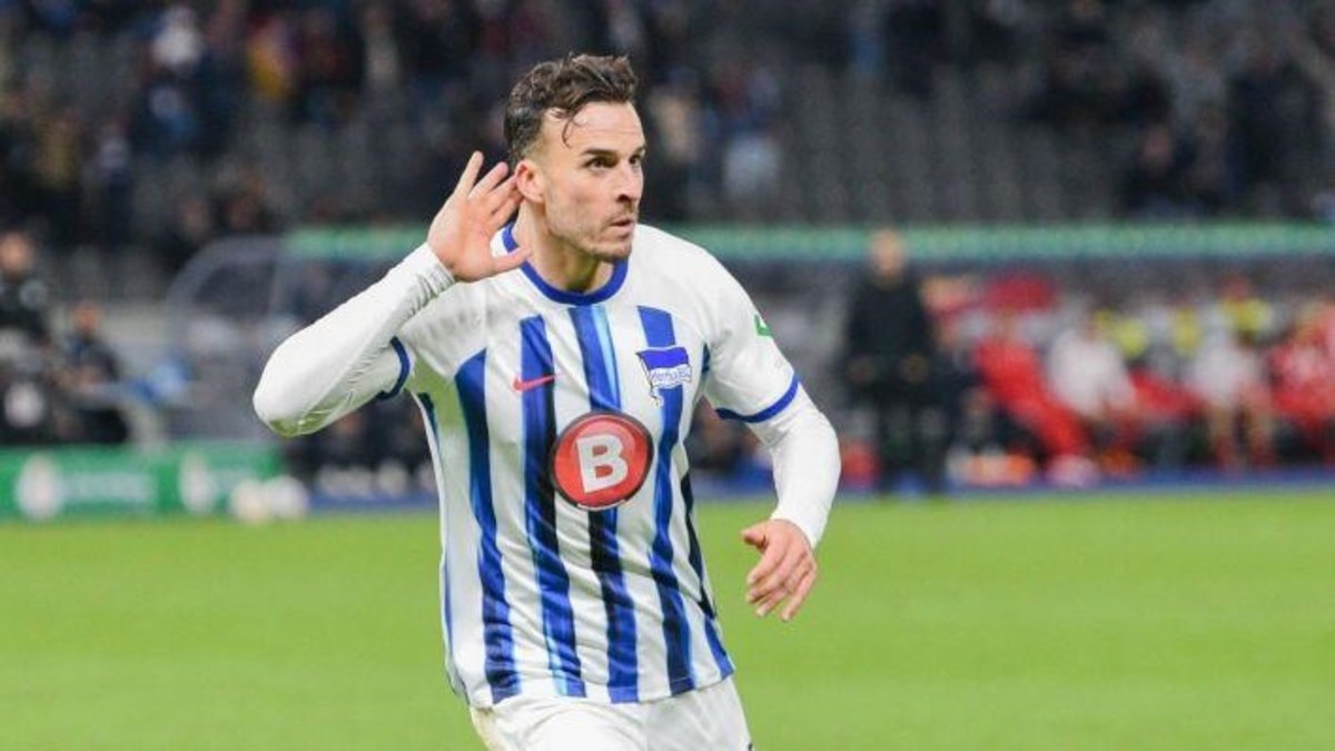 Beşiktaş'ın golcüsü Bundesliga 2'den geliyor! Transferi böyle duyurdular Beşiktaş'ın golcüsü Bundesliga 2'den geliyor! Transferi böyle duyurdular
