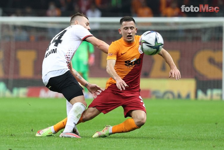 SPOR HABERİ - Galatasaray'da Sneijder'in ardından bir ilk! Morutan...