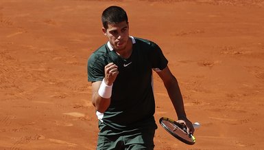 Teenager Alcaraz stuns Nadal to reach Madrid Open semifinals