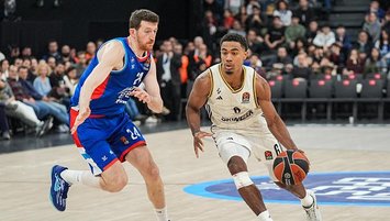 Anadolu Efes fırsatı tepti