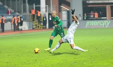 Aatif 4,5 ay sonra sahaya çıktı