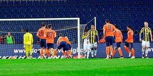Fenerbahçe misses train
