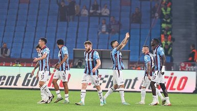 Tribünde ciddi boşluklar