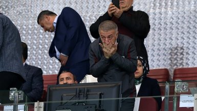 Trabzonspor Başkanı Ahmet Ağaoğlu gözyaşlarını tutamadı!