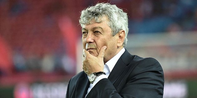 A Milli Takım Teknik Direktörü Lucescu basın toplantısı düzenledi