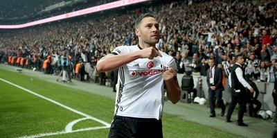 Hamburg, Tosic’i istedi