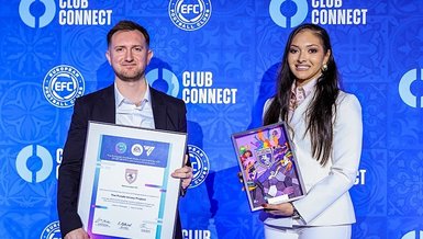 Mor formadan büyük ödül