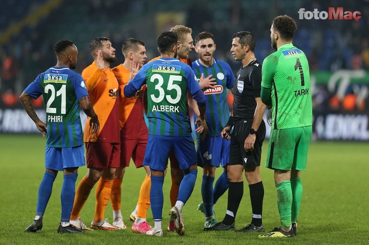 SON DAKİKA GALATASARAY HABERİ - Fatih Terim Rizespor maçının devre arasında takıma böyle seslendi! "Bu maçı kaybedersek..."