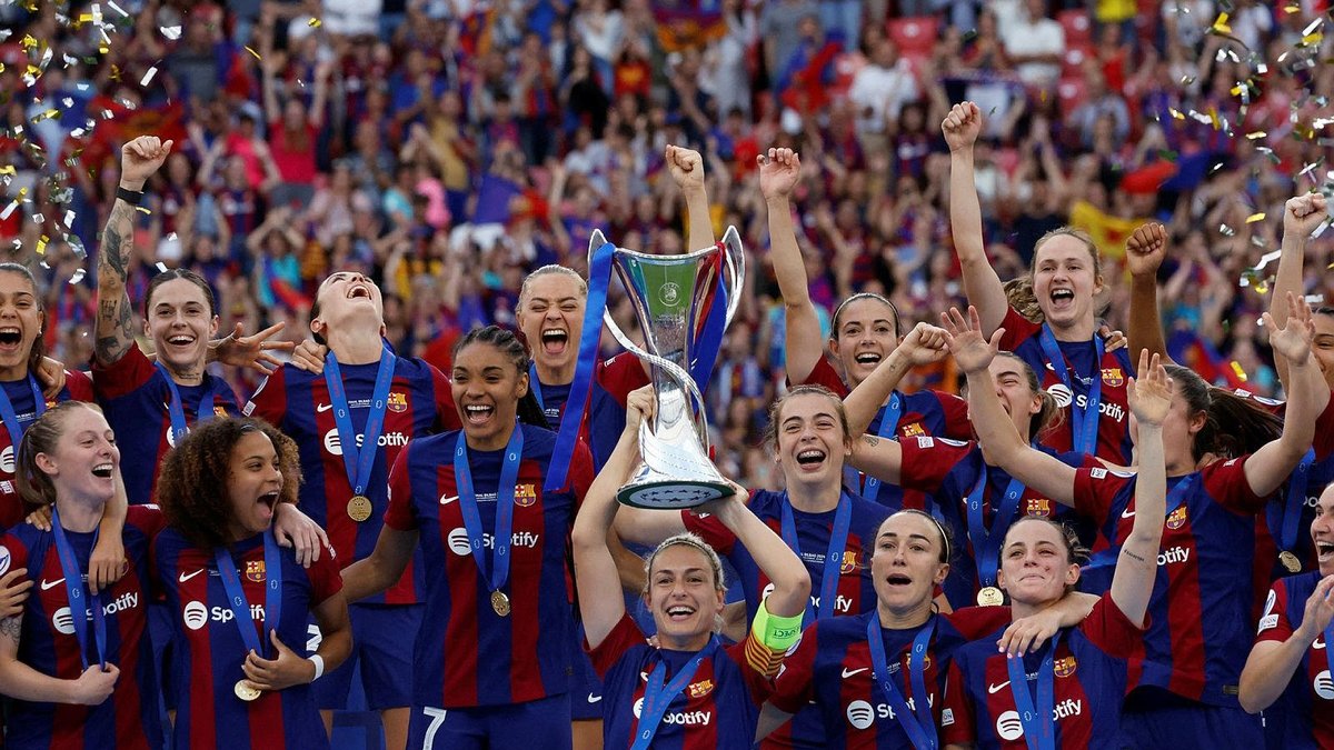 Barcelona Kadınlar Şampiyonlar Ligi'nde şampiyon oldu