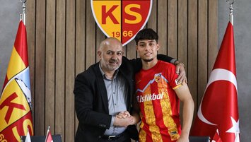 Kayserispor Talha Sarıarslan ile sözleşme uzattı!