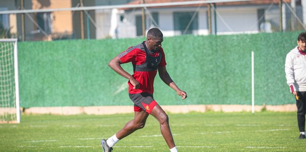 Göztepe, Gençlerbirliği maçına eksiklik yaşamadan çıkıyor!