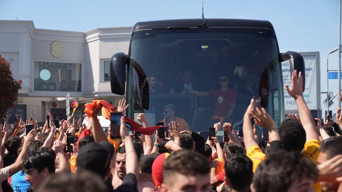 Galatasaray'a Konya'da coşkulu karşılama