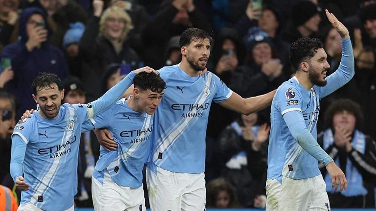 Manchester City Sunderland'i 3 golle geçti!