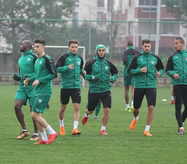 Bursaspor’da Osmanlıspor maçı hazırlıkları sürüyor