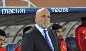 Kayserispor Hikmet Karaman ile sözleşme yeniledi