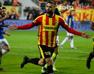 Alpaslan Öztürk’ün menajeri resmen açıkladı! G.Saray ve F.Bahçe….