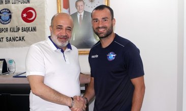 Adana Demirspor Mehmet Uslu'yu kadrosuna kattı