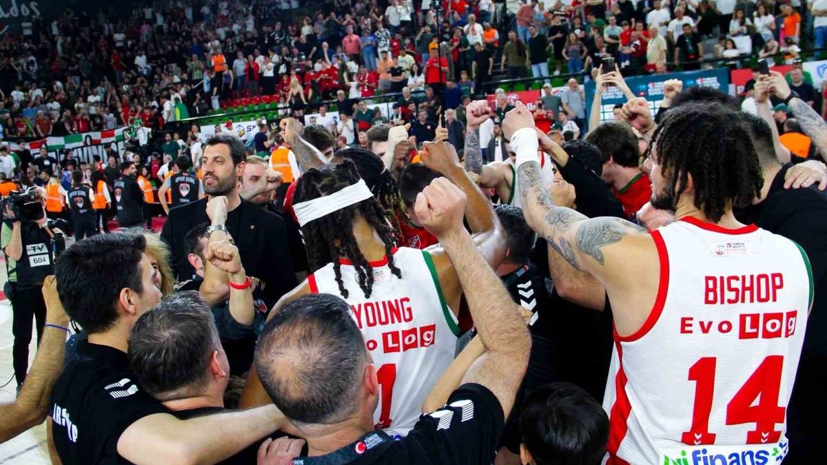 Karşıyaka Basketbol, ligde kalma mücadelesini sürdürüyor!