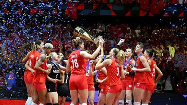 Avrupa şampiyonu A Milli Kadın Voleybol Takımı Türkiye'ye döndü