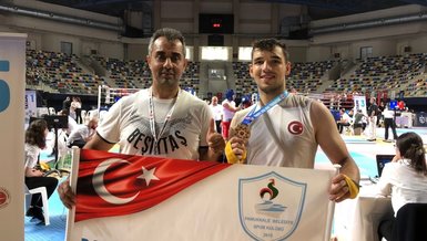 Pamukkaleli kick bokscu Ahmet Burak Canbeldek İtalya'da düzenlenecek turnuvada Türkiye'yi temsil edecek