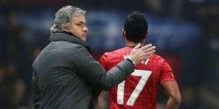 Manchester United'la anlaştı