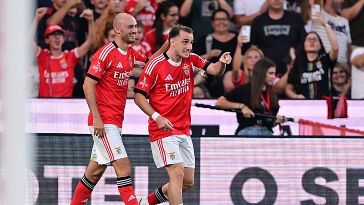 TRANSFER HABERİ: Fenerbahçe ve Benfica arasında Kerem Aktürkoğlu krizi! Anlaşma yakın ancak... TRANSFER HABERİ: Fenerbahçe ve Benfica arasında Kerem Aktürkoğlu krizi! Anlaşma yakın ancak...