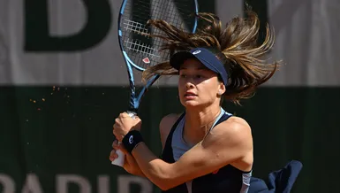 Zeynep Sönmez Wimbledon'da 2. tura yükseldi!