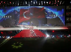 Yok böyle açılış!