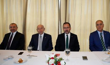 Mehmet Kasapoğlu ve Nihat Özdemir moral yemeğine katıldı