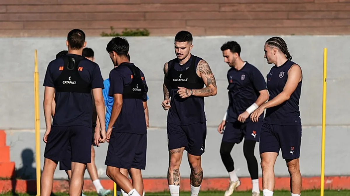 RAMS Başakşehir Universitatea Craiova maçının hazırlıklarını tamamladı