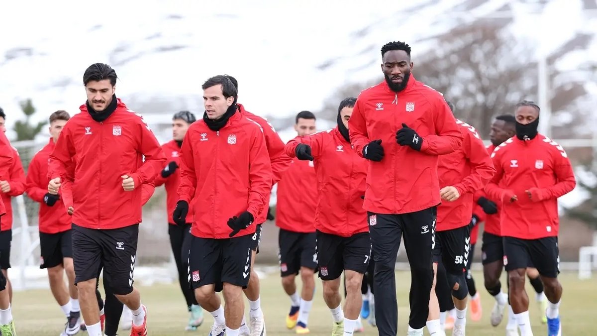 Sivasspor, Sarıyer maçının hazırlıklarını sürdürdü!