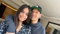Özil ailesinin mutlu günü