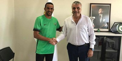 Akhisar, Serginho ile sözleşme imzaladı