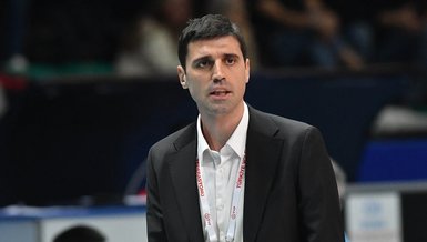 Efeler’de Çakır ayrıldı