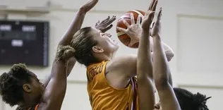 Galatasaray evinde Bourges’e mağlup