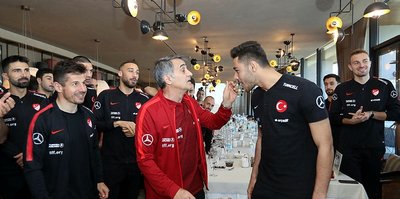 Ozan Kabak: Şenol Güneş düzenli arıyor ve nasıl olduğumu soruyor