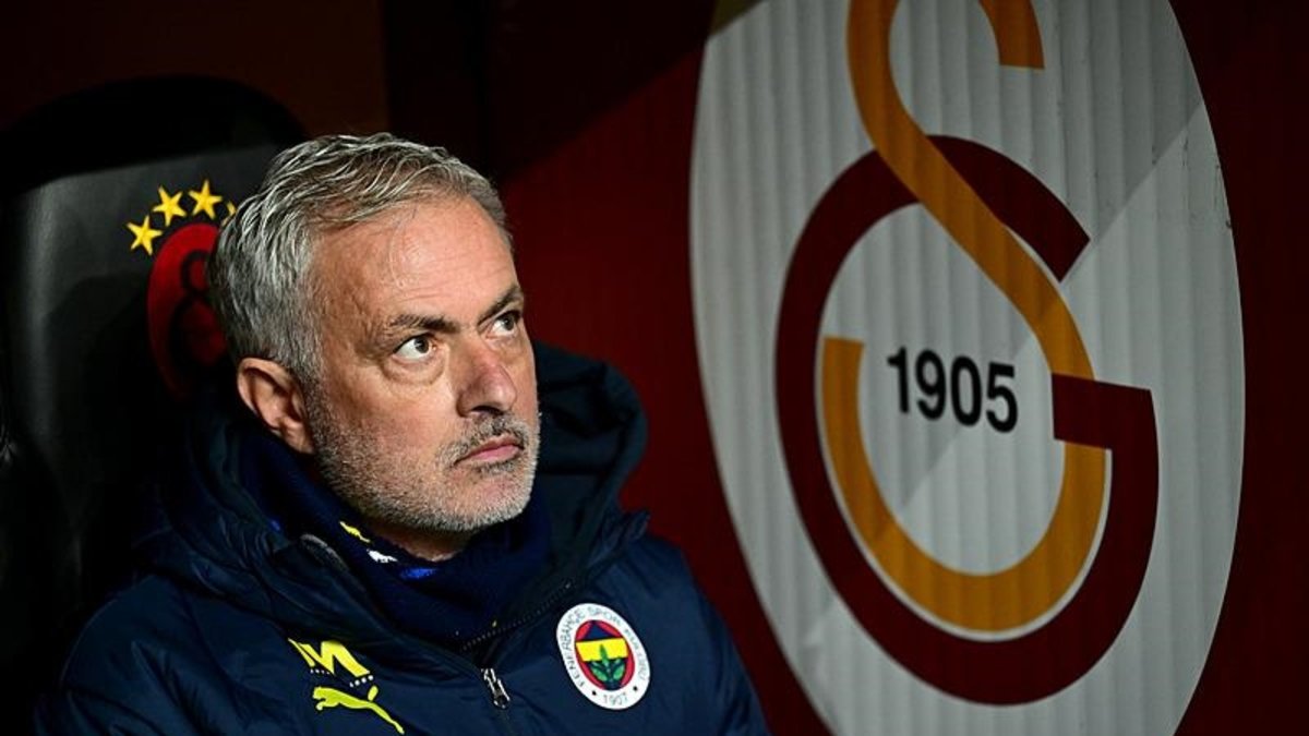FENERBAHÇE HABERİ - Mourinho'dan olay hamle! Galatasaray'a karşı dava açıyor FENERBAHÇE HABERİ - Mourinho'dan olay hamle! Galatasaray'a karşı dava açıyor