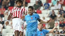 Bartra direğe takıldı