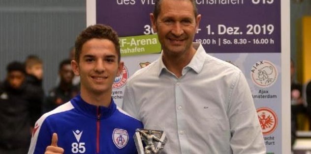 Avrupa'da Hallen Cup'ın kralı Altınordulu Muhammed