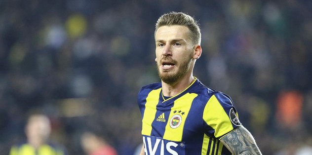Fenerbahce De Serdar Aziz 1 Mac Ceza Aldi Son Dakika Fenerbahce Haberleri Fotomac