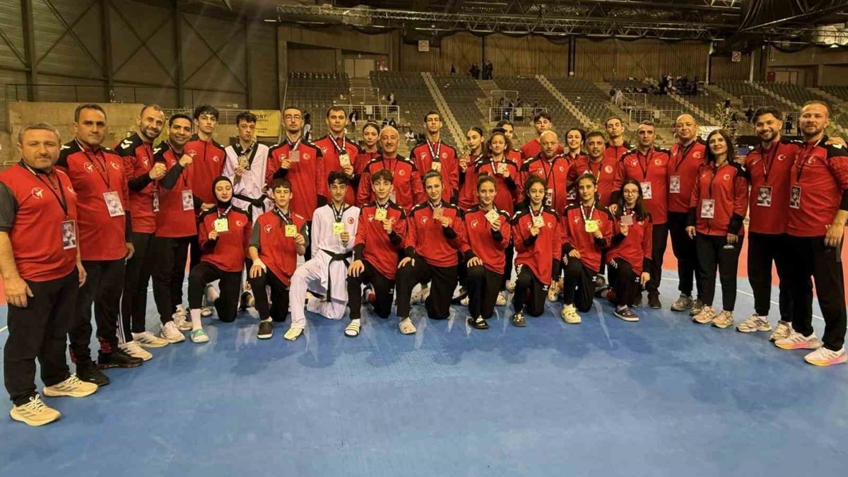 Milli taekwondocular Belçika’da 30 madalya birden kazandı!