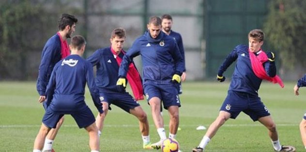 Fenerbahce De Antalyaspor Maci Hazirliklari Son Dakika Fenerbahce Haberleri Fotomac
