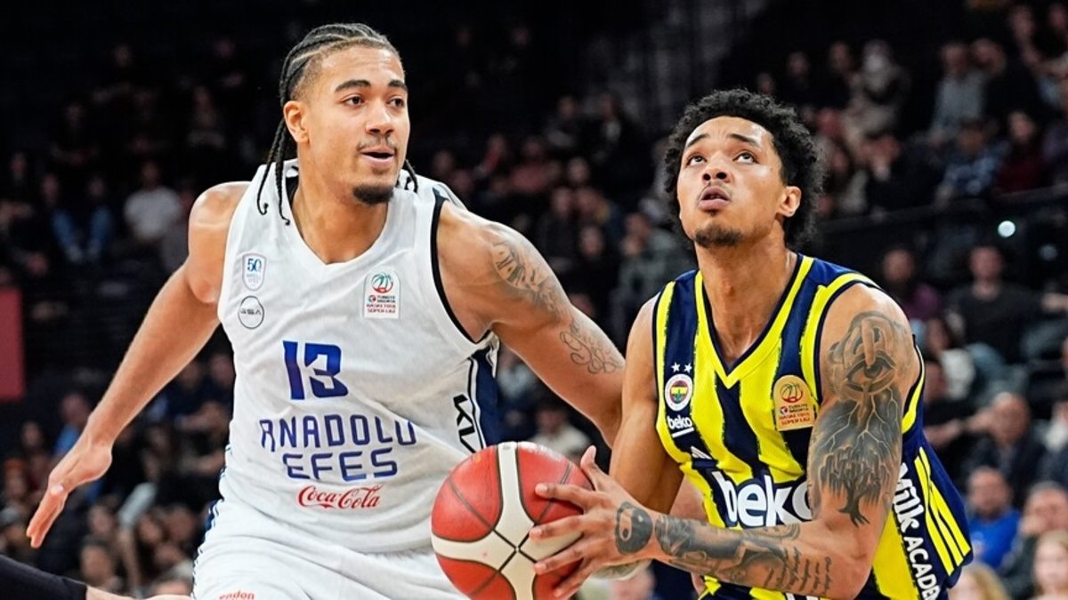 Fenerbahçe Beko, Basketbol Süper Ligi yarı finalinde Anadolu Efes'i konuk edecek!