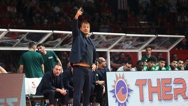 Panathinaikos Başantrenörü Ergin Ataman'dan Olympiakos taraftarına sert tepki!