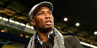 Drogba yeni stiliyle şaşırttı!