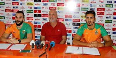 Alanyaspor'da 2 imza birden