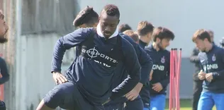 N’doye sevinci: Forma giyecek
